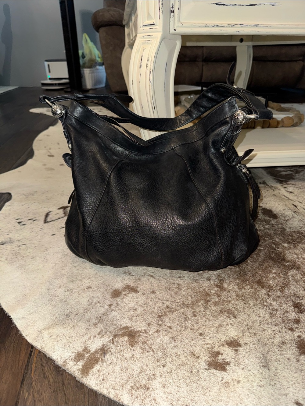 B. Makowsky Leather Black Shoulder Bag